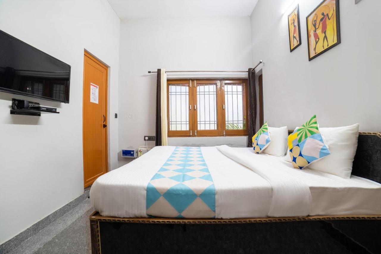 Hotel O Home Gautam Homestay Dehradun Dış mekan fotoğraf