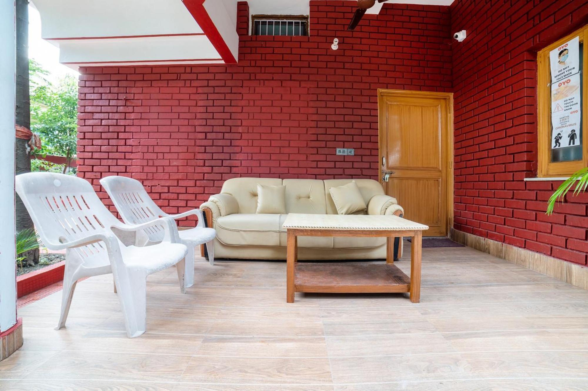 Hotel O Home Gautam Homestay Dehradun Dış mekan fotoğraf
