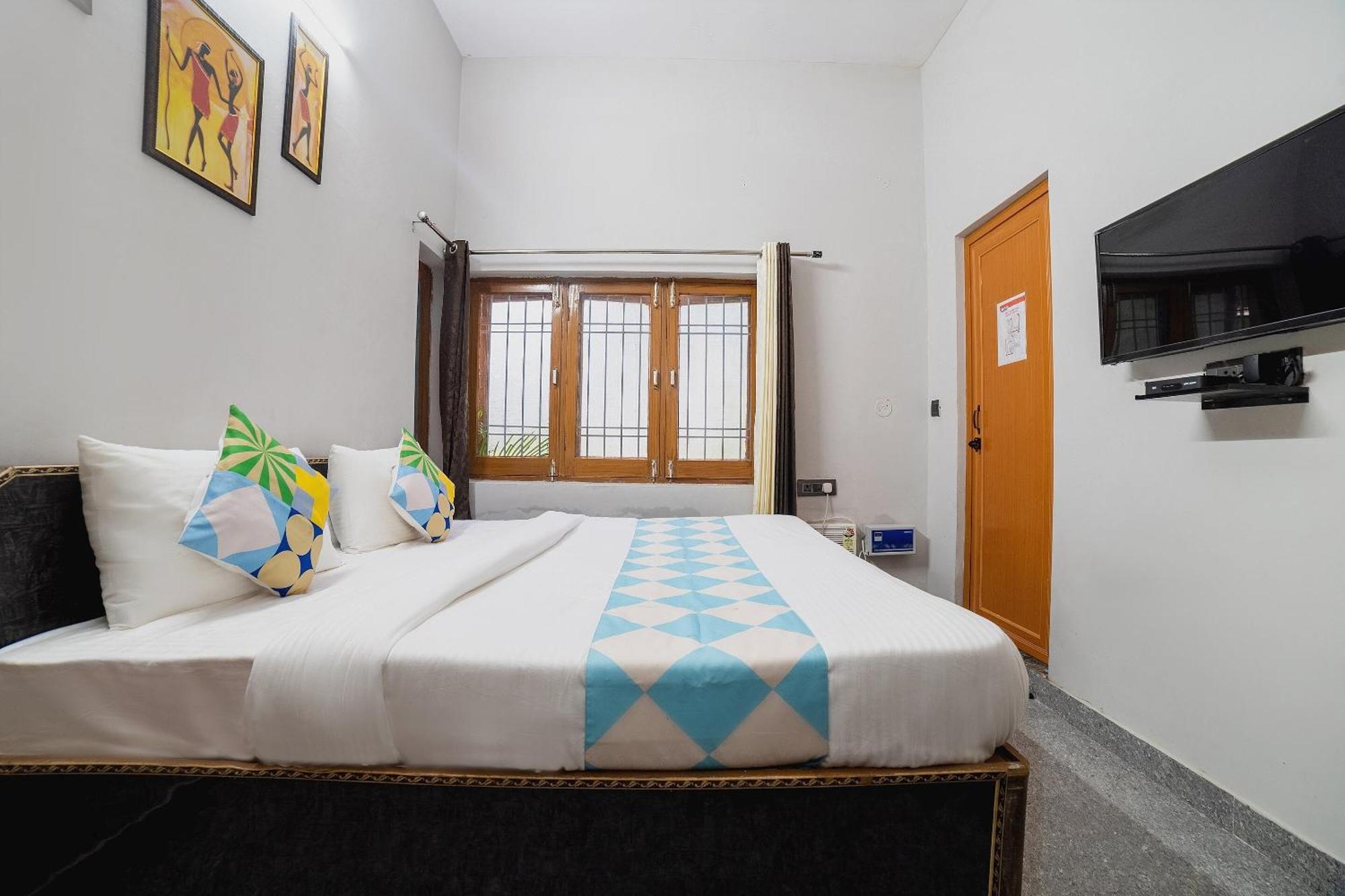 Hotel O Home Gautam Homestay Dehradun Dış mekan fotoğraf