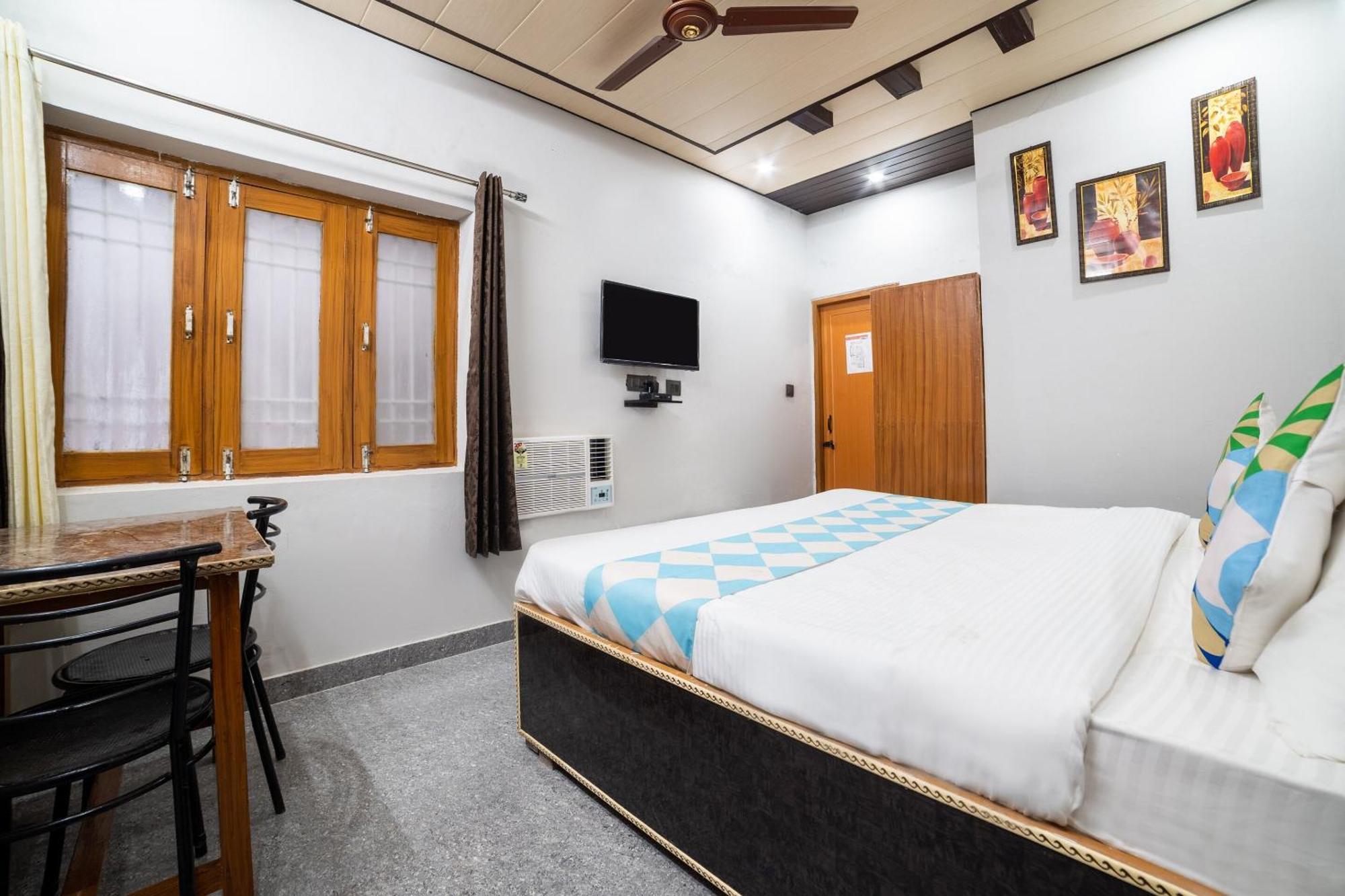 Hotel O Home Gautam Homestay Dehradun Dış mekan fotoğraf